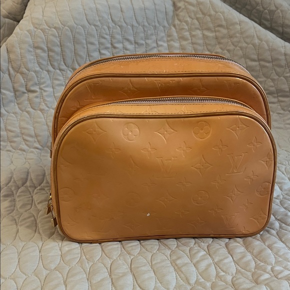Louis Vuitton Monogram Vernis - Picture 1 of 13